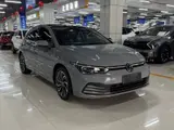 Volkswagen Golf 2023 модельного года, 280 Pro, с опциональными электроприводом сидений, памятью сидений, контурной подсветкой салона 11