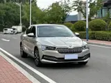Skoda Superb 2022 TSI280 DSG Prestige Edition 1.4T АКПП Передний привод 2