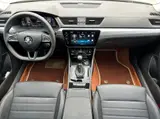 Skoda Superb 2022 TSI280 DSG Prestige Edition 1.4T АКПП Передний привод 9