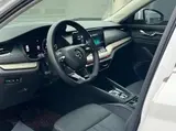 Skoda Octavia PRO 2022 TSI280 Luxury Edition 1.4T АКПП Передний привод 2
