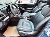 Subaru Forester 2022 2.0i AWD Luxury EyeSight 2.0L АКПП Полный привод 2
