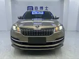 Skoda Karoq 2022 TSI280 Prestige Edition 1.4T АКПП Передний привод 3