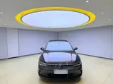 Golf 2021 280TSI DSG R-Line 1.4T АКПП Передний привод 6