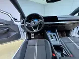 Golf 2023 280TSI DSG R-Line 1.4T АКПП Передний привод 12