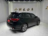 Mitsubishi Outlander, 2021 модельный год, рестайлинг, комплектация Changxiang, 5 мест, 2.0L, CVT, автоматическая КПП, передний привод 4