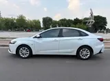 Chevrolet Monza, 2023 модельный год, комплектация Yuexiang, 1.5L, DCT (роботизированная КПП с двойным сцеплением), передний привод 4