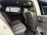 Volkswagen Golf, 2023 модельный год, комплектация R-Line, 1.4T, DCT (роботизированная КПП с двойным сцеплением), передний привод 15