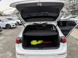 Volkswagen Golf, 2023 модельный год, комплектация R-Line, 1.4T, DCT (роботизированная КПП с двойным сцеплением), передний привод 17