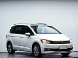 Volkswagen Touran L, 2021 модельный год, 280TSI, 1.4T (150 л.с.), DSG, передний привод, 7 мест 3
