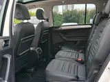 Volkswagen Touran L, 2021 модельный год, 280TSI, 1.4T (150 л.с.), DSG, передний привод, 7 мест 10