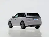 Li Auto L6 Ультра 4