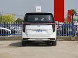 GAC Trumpchi M8 2026 2.0T Премиум 7