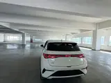 BYD Dolphin, 2025 модельный год, электромобиль (95 л.с.), передний привод, 420 км 6