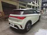 BYD Dolphin, 2024 модельный год, электромобиль (95 л.с.), передний привод, 420 км 5