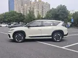EO Yieu 2025 2WD TECH 64.2kWh 3
