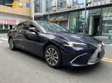 Lexus ES, 2025 модельный год, 200 Zhenxiang, 2.0L (173 л.с.), автоматическая, передний привод 2