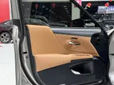 Lexus ES, 2025 модельный год, 200 Zhenxiang, 2.0L (173 л.с.), автоматическая, передний привод 14