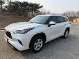 Toyota Highlander, 2024 модельный год, интеллектуальный гибрид 2.5L (189 л.с.), автоматическая, передний привод, 5 мест 1