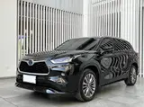 Toyota Highlander, 2023 модельный год, интеллектуальный гибрид 2.5L (189 л.с.), автоматическая, полный привод, 7 мест 1