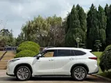 Toyota Highlander, 2022 модельный год, гибрид 2.5L (192 л.с.), автоматическая, полный привод, 7 мест 5