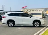 Toyota Highlander, 2023 модельный год, интеллектуальный гибрид 2.5L (189 л.с.), автоматическая, полный привод, 7 мест 5