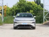 Geely Galaxy Синъяо 8 2026 220km EM-i Юаньханцзя Ханхай 3