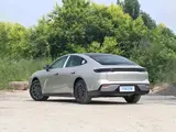 Geely Galaxy Синъяо 8 2026 220km EM-i Юаньханцзя Ханхай 4