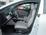 Geely Galaxy Синъяо 8 2025 130km EM-i Цзуньсян 9