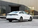 Geely Galaxy Синъяо 6 2026 125km Звёздный корабль 6