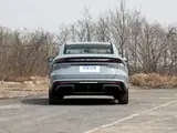 Geely Galaxy L6 2025 EM-i 140km Юаньхан 7