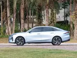 Geely Galaxy L6 2025 EM-i 140km Звёздный корабль 2