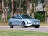 Geely Galaxy L6 2025 EM-i 140km Звёздный корабль 4