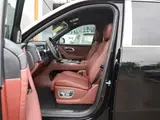 Geely Galaxy M9 2026 210km Полный привод Чёрно-золотой Чжияо 9