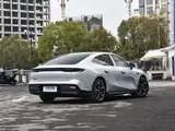 Geely Galaxy E8 2025 700km Юаньхан Пилот 4