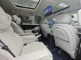Voyah Dreamer 2025, EV, 435 л.с., полный привод 13