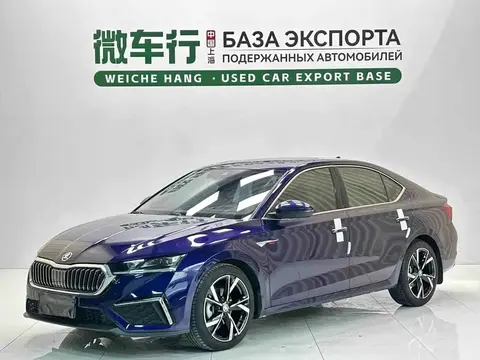 Skoda Octavia PRO 2022 TSI280 Luxury Edition 1.4T АКПП Передний привод