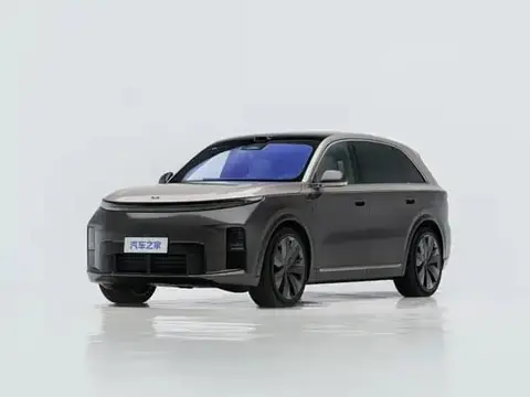 Li Auto L8 Ливис