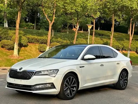 Škoda Superb, 2023 модельный год, рестайлинг, TSI280, 1.4T (150 л.с.), DSG, передний привод