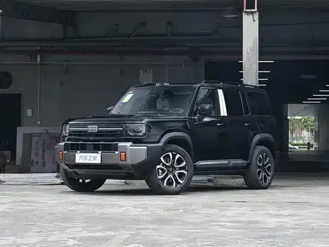 Geely Galaxy Варшип 700 2026 270km 1.5T Три мотора Полный привод Юйфэн+